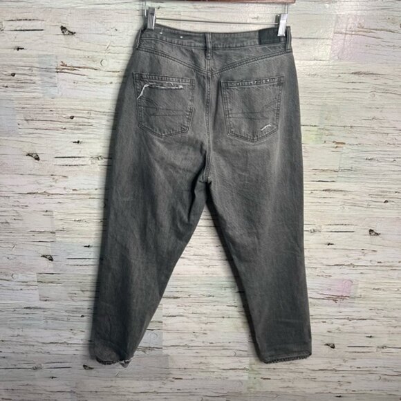American  eagle mom jeans gray distressed size 6 - Picture 10 of 10